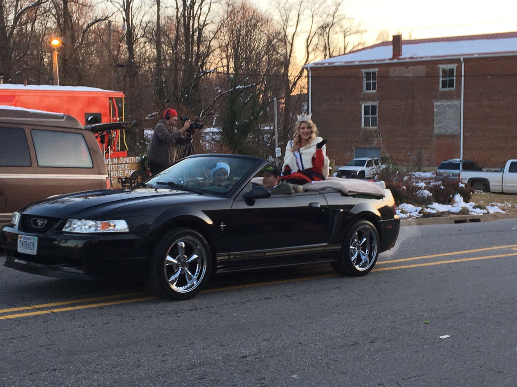DRB 1211 Parade 35.JPG
